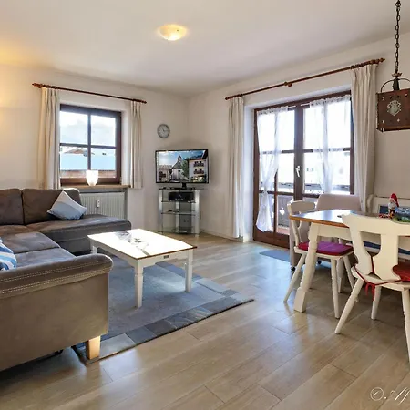 Kathi Apartment